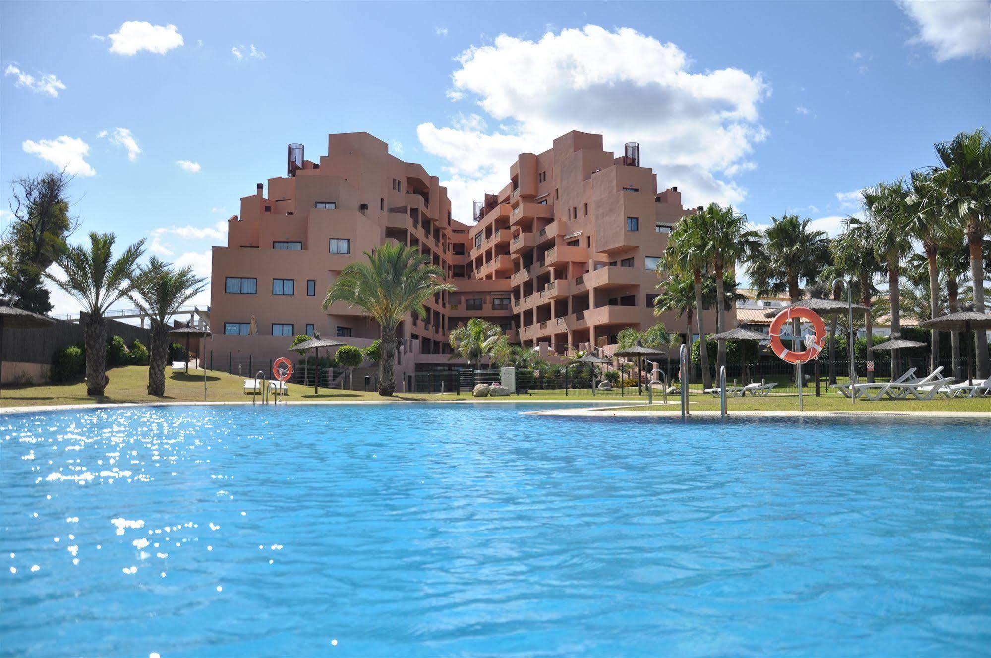 Apartamentos Turisticos Don Juan Manilva Esterno foto